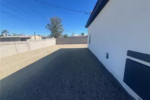 1675 Talc Rd, Bullhead City, AZ 86442 - Photo 7