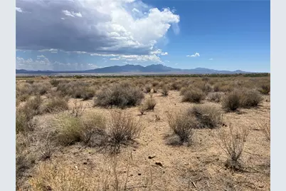 331-35-146 E Calle Sonoita Road, Kingman, AZ 86409 - Photo 1