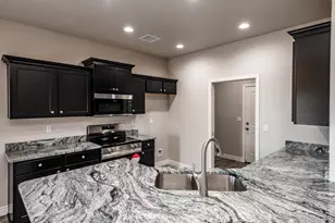 9648 N Prairie Dr, Kingman, AZ 86401 - Photo 7