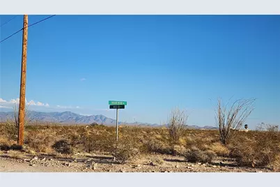 Lot 22 W Wilshire Road, Yucca, AZ 86438 - Photo 25