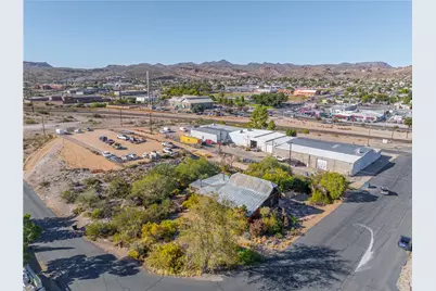 125 E Park Street, Kingman, AZ 86401 - Photo 7