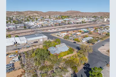 125 E Park Street, Kingman, AZ 86401 - Photo 9