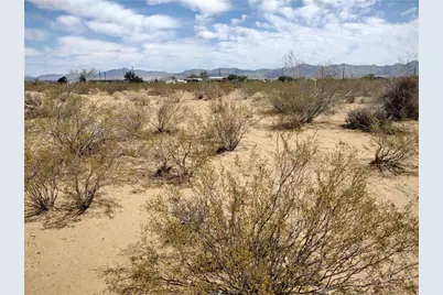 3456 N Lochiel Road, Golden Valley, AZ 86413 - Photo 3