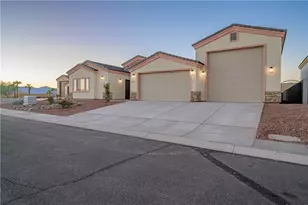 2339 Raven Ct, Bullhead City, AZ 86442 - Photo 7