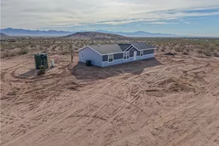 5746 N Eden Rd, Golden Valley, AZ 86413 - Photo 3