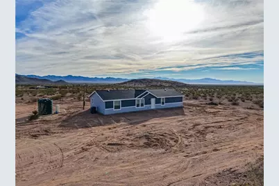 5746 N Eden Road, Golden Valley, AZ 86413 - Photo 1