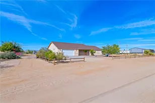 3605 N San Pedro Rd, Golden Valley, AZ 86413 - Photo 7