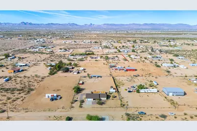 3605 N San Pedro Road, Golden Valley, AZ 86413 - Photo 57