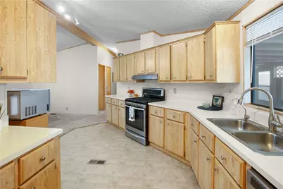 2960 Silver Creek Road #36, Bullhead City, AZ 86442 - Photo 25