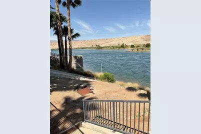 201 Riverfront Drive #18, Bullhead City, AZ 86442 - Photo 9