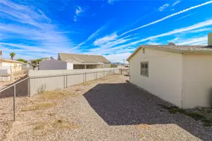 1595 River Gardens Dr, Bullhead City, AZ 86442 - Photo 29