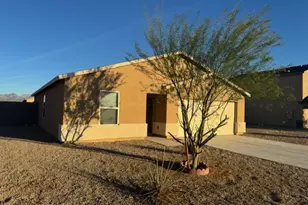 1624 Paige Dr, Bullhead City, AZ 86442 - Photo 1