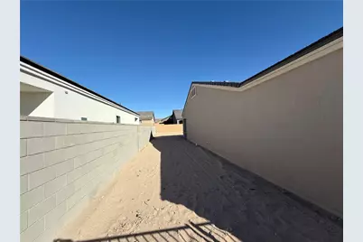 2201 E Hayden Way, Fort Mohave, AZ 86426 - Photo 33