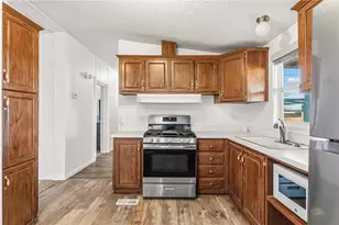 459 S Hano Rd, Golden Valley, AZ 86413 - Photo 9