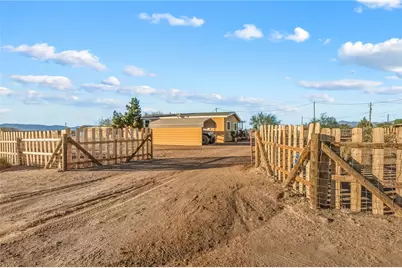 459 S Hano Road, Golden Valley, AZ 86413 - Photo 29