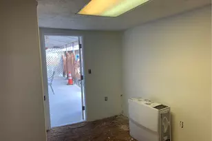 2105 White Sands Dr, Bullhead City, AZ 86442 - Photo 17