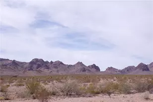3949 S Hopi Rd, Golden Valley, AZ 86413 - Photo 1