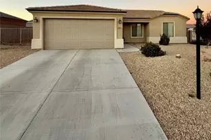 2991 E Estrella Vista Vista, Kingman, AZ 86409 - Photo 1