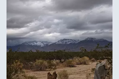 13505 S Alan Road, Yucca, AZ 86438 - Photo 33