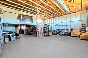 13505 S Alan Rd, Yucca, AZ 86438 - Photo 17