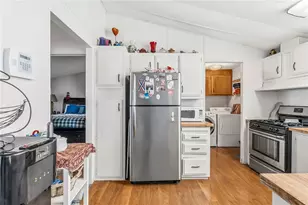 1946 Castleberry Ln, Bullhead City, AZ 86442 - Photo 9