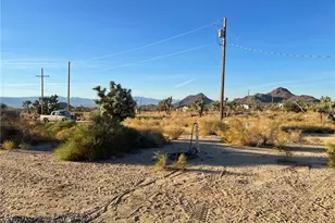 11328 S Kinard Rd, Yucca, AZ 86438 - Photo 33