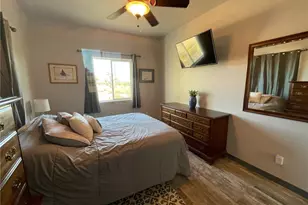 11328 S Kinard Rd, Yucca, AZ 86438 - Photo 9