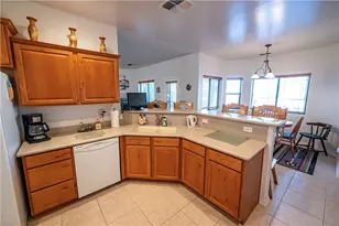 2136 Buena Vista Dr, Kingman, AZ 86401 - Photo 9