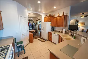 2136 Buena Vista Dr, Kingman, AZ 86401 - Photo 11