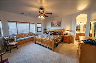 2136 Buena Vista Dr, Kingman, AZ 86401 - Photo 17