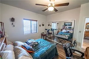 2136 Buena Vista Dr, Kingman, AZ 86401 - Photo 25