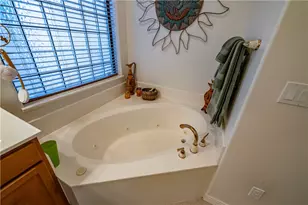 2136 Buena Vista Dr, Kingman, AZ 86401 - Photo 19