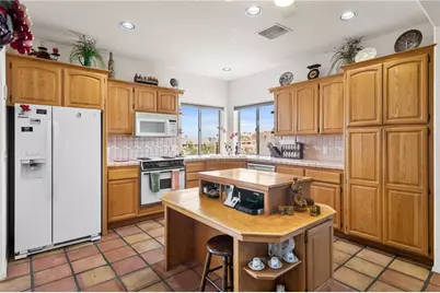 1837 Wolf Road, Bullhead City, AZ 86442 - Photo 9