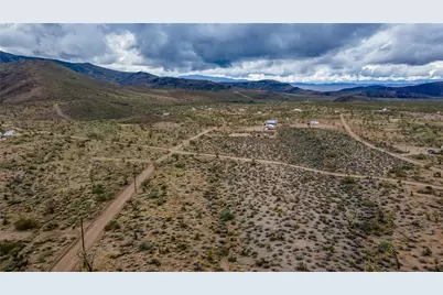 002 N Inyo Drive, White Hills, AZ 86445 - Photo 11