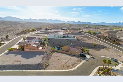 1136 Desert Bloom Circle, Bullhead City, AZ 86429 - Photo 3