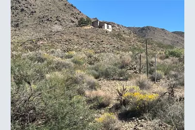 031 N So Hi Boulevard, Golden Valley, AZ 86413 - Photo 25