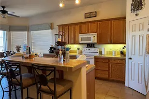 2853 Esmerelda Dr, Bullhead City, AZ 86429 - Photo 7