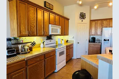 2853 Esmerelda Drive, Bullhead City, AZ 86429 - Photo 9