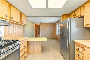 1424 Winters Cir, Bullhead City, AZ 86442 - Photo 23