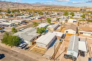 1424 Winters Cir, Bullhead City, AZ 86442 - Photo 3