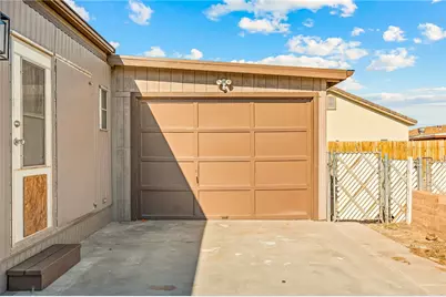 1424 Winters Circle, Bullhead City, AZ 86442 - Photo 5