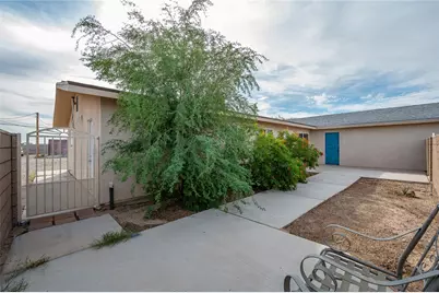 1220 Riverview Drive, Bullhead City, AZ 86442 - Photo 15