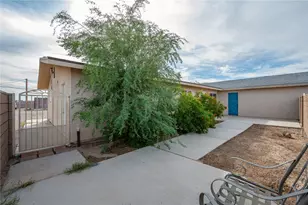 1220 Riverview Dr, Bullhead City, AZ 86442 - Photo 15