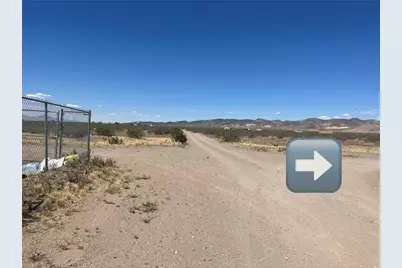 317-32-469 Sandra Drive, Dolan Springs, AZ 86441 - Photo 9