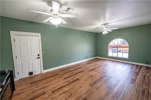 1880 E Corwin Rd, Bullhead City, AZ 86442 - Photo 23