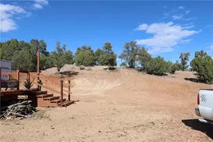 10387 E Amber Ct, Hackberry, AZ 86411 - Photo 5