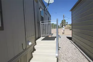 2175 E Maverick Dr, Mohave Valley, AZ 86440 - Photo 15