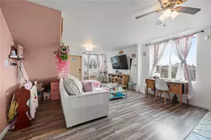 17177 N Mariposa Dr, Dolan Springs, AZ 86441 - Photo 13