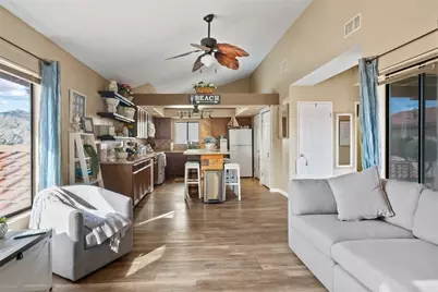 201 Riverfront Drive #17, Bullhead City, AZ 86442 - Photo 7