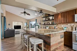 201 Riverfront Dr, Bullhead City, AZ 86442 - Photo 11